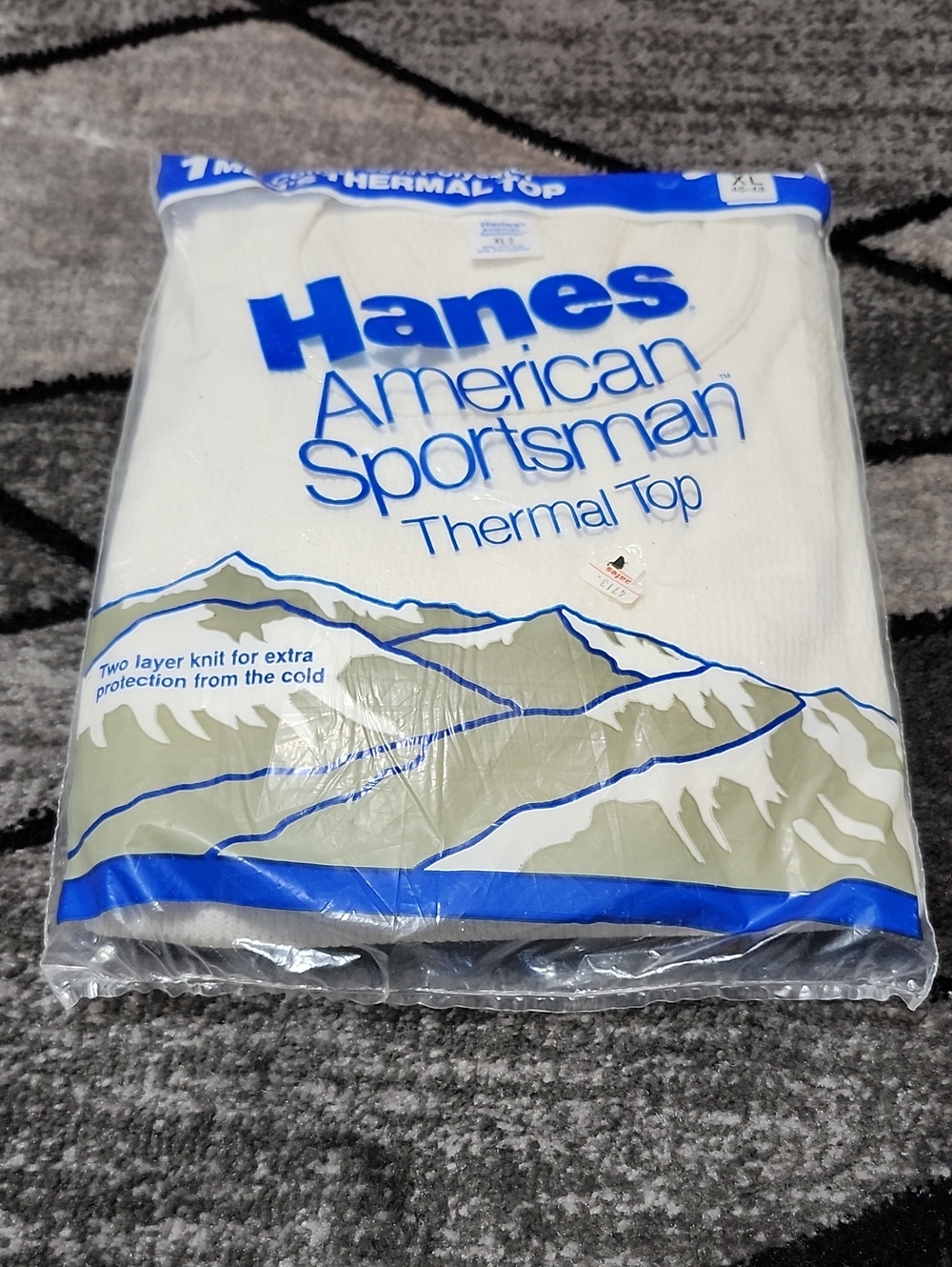 VINTAGE 1987 HANES AMERICAN SPORTSMAN WHITE TWO-LAYER KNIT LONG-SLEEVE THERMAL